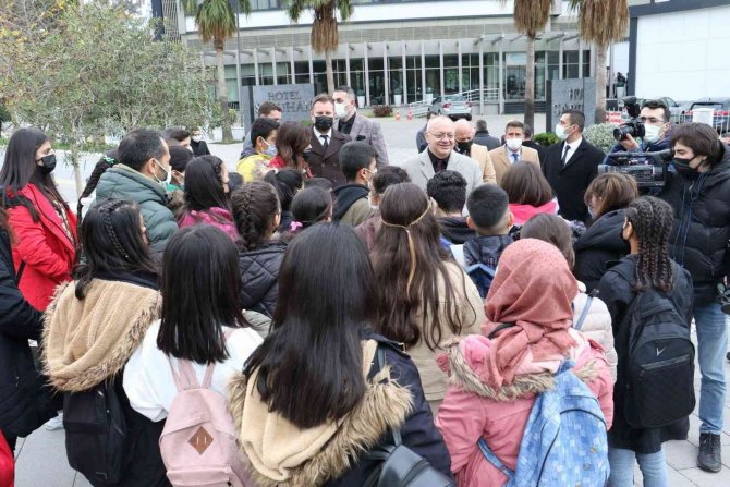 Başkan Ergün, Turgutlulu Öğrencilerle Buluştu