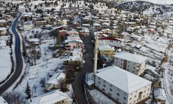 Mersin’de Yayla Ve Ormanlar Beyaz Gelinliğini Giydi
