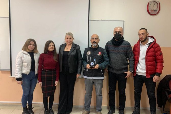 Honaz Myo’da ‘Uyuşturucuyla Mücadele Ve Farkındalık’ Konferansı Düzenlendi