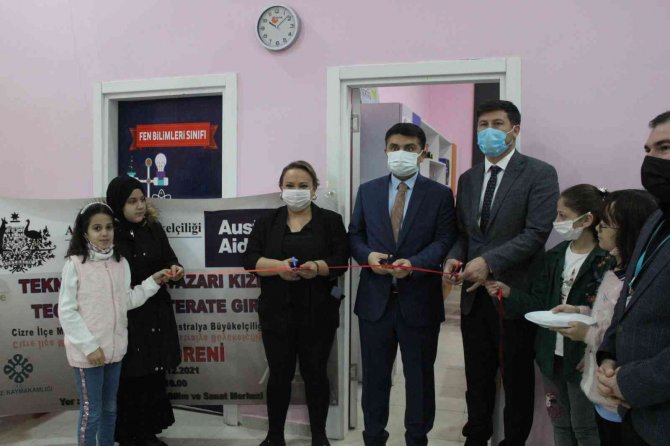 Avustralya Büyükelçiliği Destekledi, Cizre’de Kız Çocuklarına Yönelik Proje Hayata Geçti