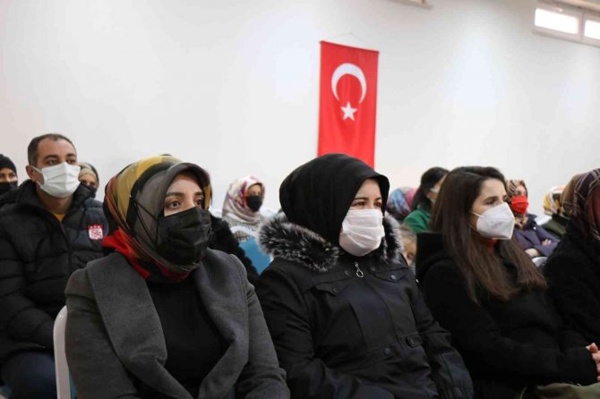 Sivas’ta Veli Ve Öğrencilere Psikolojik Destek Verilmeye Başlandı