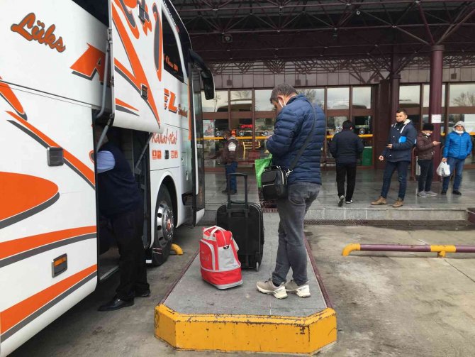 Otobüs Biletleri Uçak Fiyatlarını Yakaladı