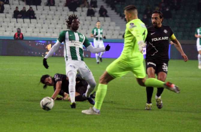Süper Lig: Gzt Giresunspor: 1 - Altay: 0 (İlk Yarı)