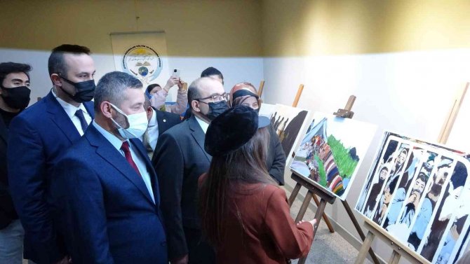 Afganlı Gençler Ülkelerinde Yaşadıkları Zulmü Tiyatro Gösterisiyle Gözler Önüne Serdi