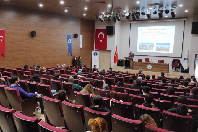 Turizm Fakültesi Öğrencileri, İl Müdürü İle Turizmi Değerlendirdi