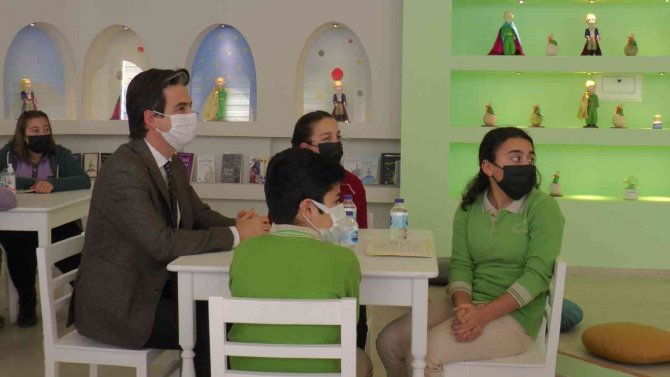 Önce Okudular, Sonra Tartıştılar