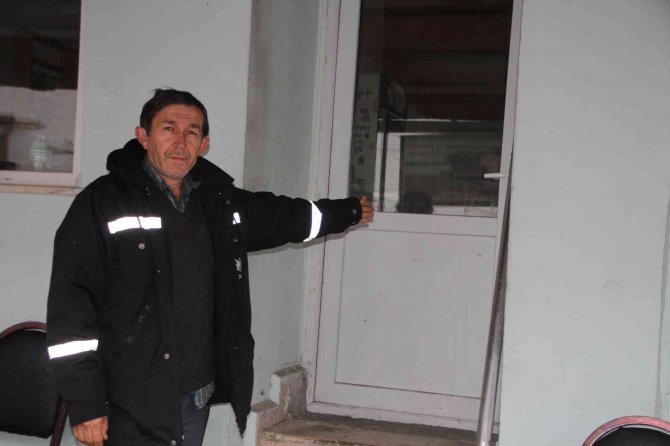 Vaka Sayısı Artınca Köydeki Tüm Kahveleri Kapattı