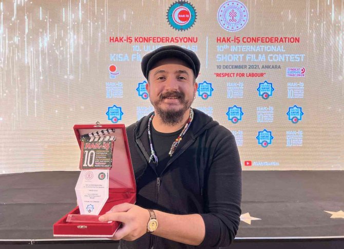‘Bulak’, Ödüle Doymuyor