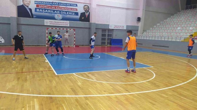 Yozgat Belediyesi Bozok Hentbol Spor Galibiyete Odaklandı