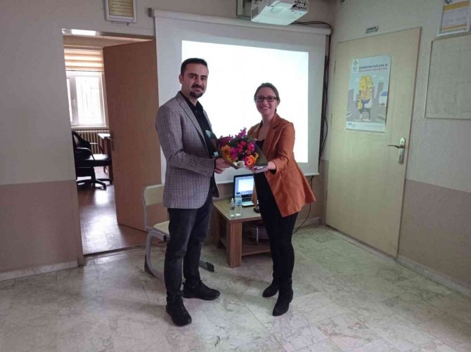 Afyonkarahisar’da Diksiyon Ve Hitabet Eğitimi