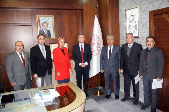 Ağrı’da "Okulum Temiz Projesi" Kapsamında 928 Okula Belge Verildi