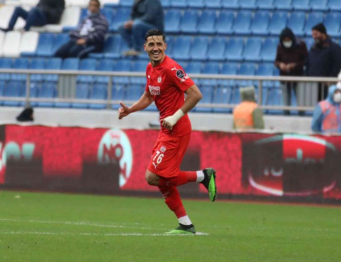 Fayçal Fajr, Gol Sayısını 2’ye Çıkarttı
