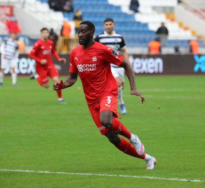 Sivasspor’da Yatabare Gol Sayısını 7’ye Yükseltti