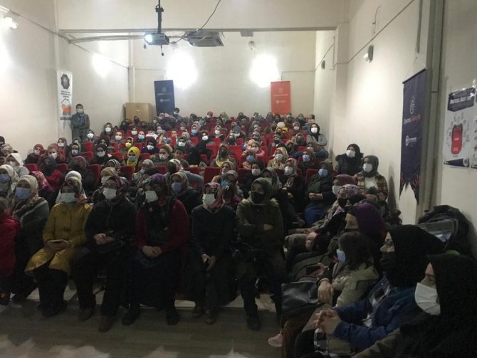 Diyarbakır’da ’Anne-baba Mektebi’