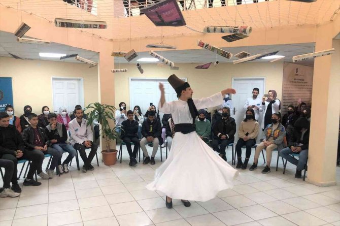 Mevlana 748. Ölüm Yıl Dönümünde Anıldı