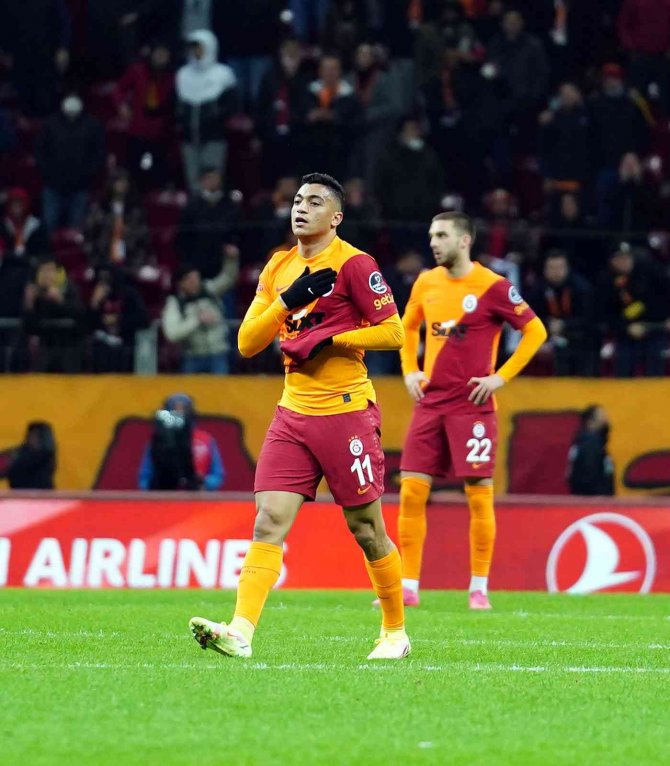 Mustafa Muhammed 5. Golünü Kaydetti