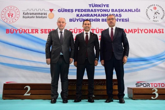 Kahramanmaraş’ta Türkiye Büyükler Serbest Güreş Şampiyonası Coşkusu