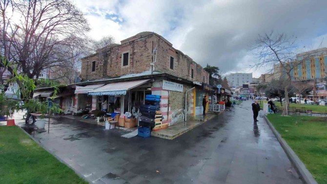 Mimarı Bilinmiyor 400 Yıldır Dimdik Ayakta