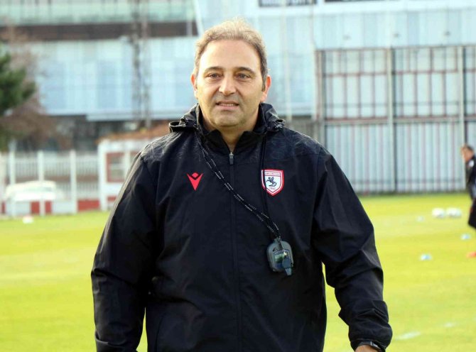 Fuat Çapa: "İ̇stanbulspor Ve Tuzlaspor Maçları Bize İlk Devrenin Resmini Gösterecek"
