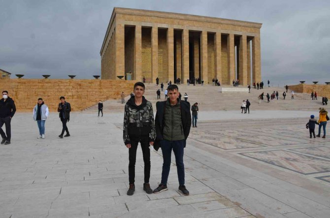 Beytüşşebaplı Öğrenciler Anıtkabir’de