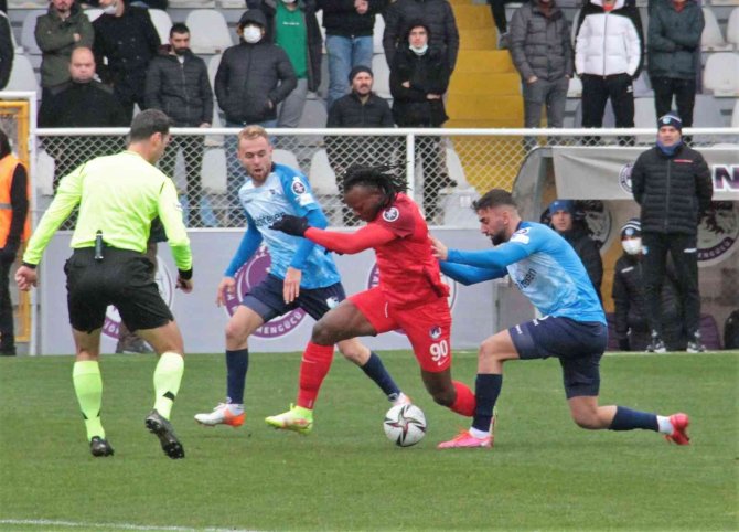 Spor Toto 1. Lig: Ankara Keçiörengücü: 3 - Bb Erzurumspor: 3