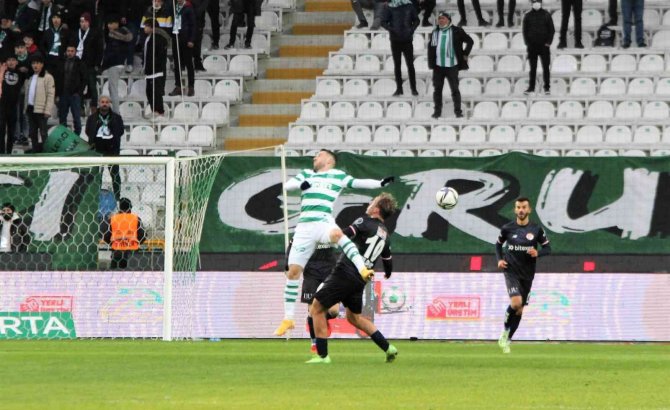 Spor Toto Süper Lig: Konyaspor: 0 - Antalyaspor: 0 (İ̇lk Yarı)