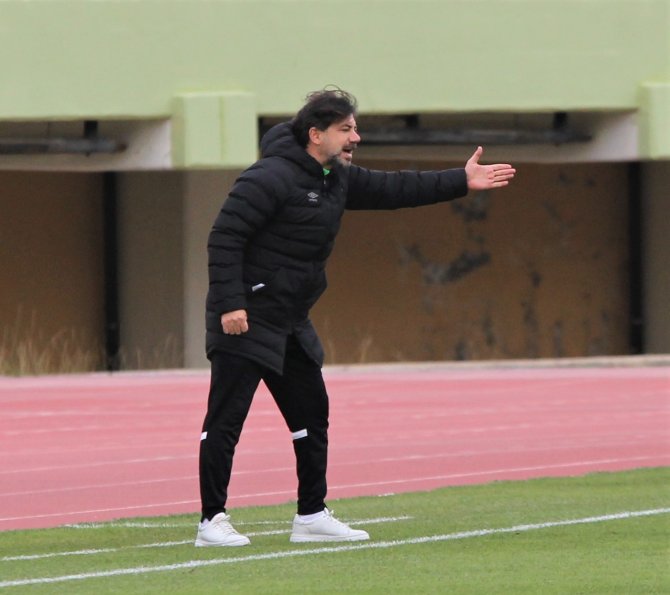 Tff 3. Lig: Bergama Belediyespor: 2 - Nevşehir Belediyespor: 2
