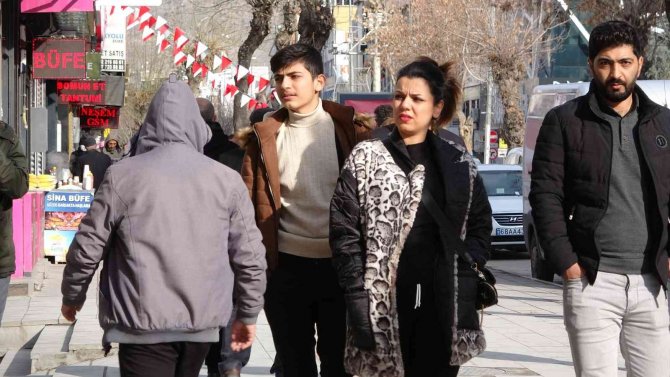 Van-trabzon Uçak Seferleri Başlıyor