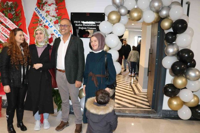 Prof. Dr. Ali Kolusarı Van’da Klinik Açtı