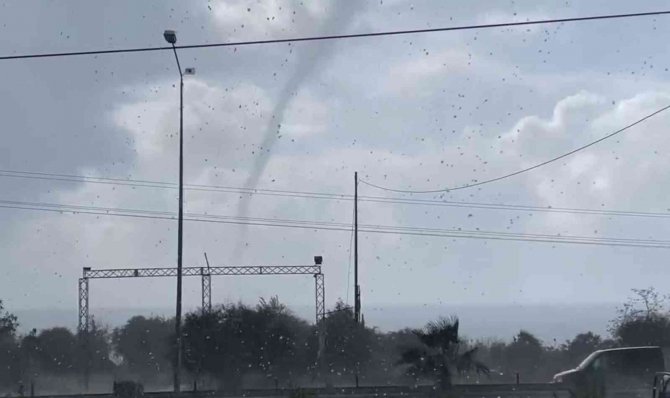 Alanya’da Hortum Korkuttu