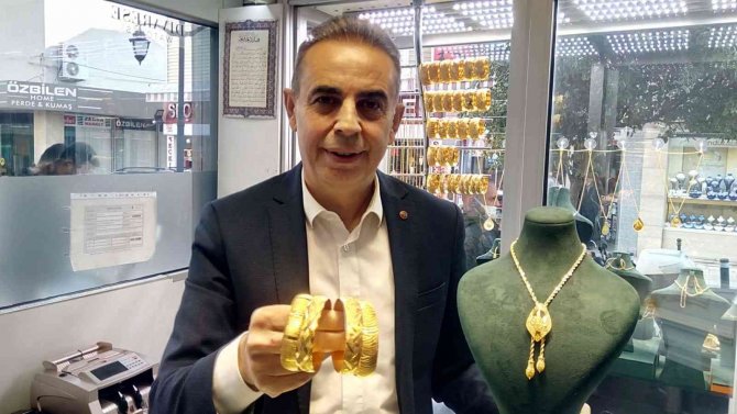 Yatırımcılara Altın Tavsiye