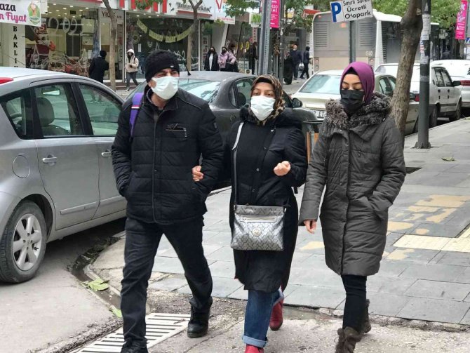 Elazığ’da Vaka Sayıları Hızla Düşmeye Devam Ediyor