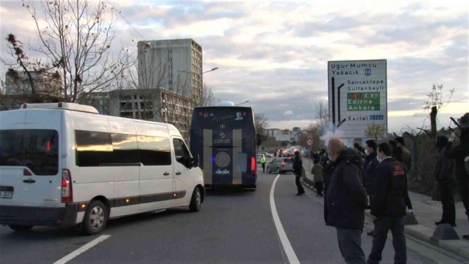 Fenerbahçe Stada Hareket Etti