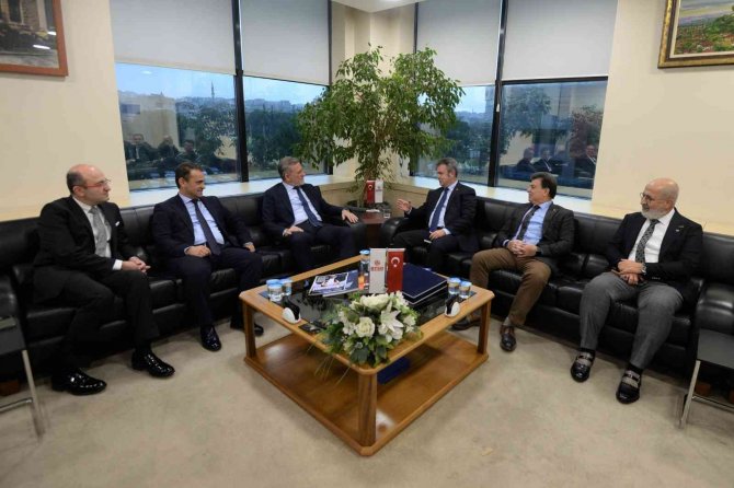 Btso, Rumeli̇si̇ad Yönetimini Ağırladı