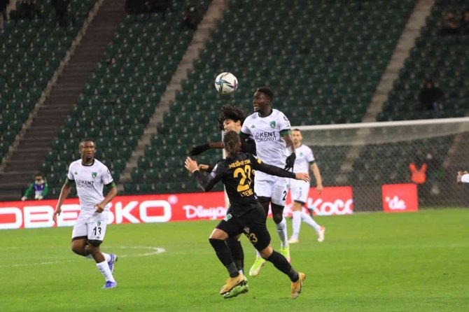 Spor Toto 1. Lig: Kocaelispor: 1 - Eyüpspor: 1