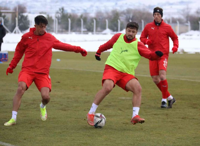 Sivasspor’da Rizespor Maçı Hazırlıkları Başladı