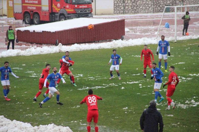 Tff 3. Lig: Karaman Belediyespor: 2 - 1954 Kelkit Belediyespor: 1