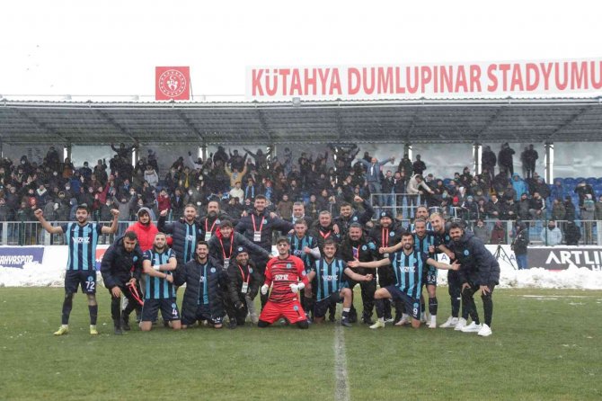 Belediye Kütahyaspor, Ligin İlk Yarısını İkinci Olarak Tamamladı