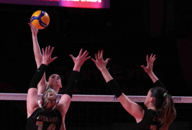 Vakıfbank, 4. Kez Dünya Şampiyonu