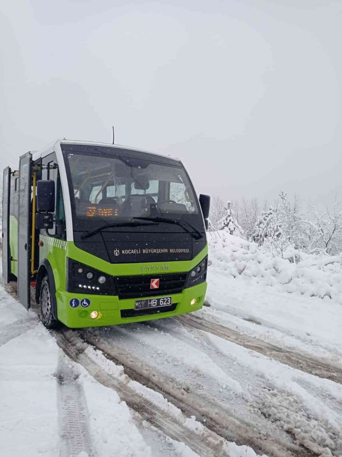 Ulaşım Aralıksız Sürüyor