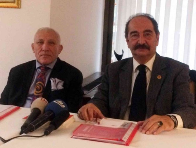 Dr. Zihni Papakçı Hayatını Kaybetti