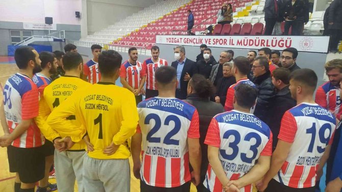 Yozgat Belediyesi Bozok Hentbol Spor Kulübü Lige Galibiyetle Başladı