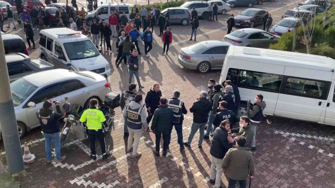 Amatör Maçta Ortalık Savaş Alanına Döndü!