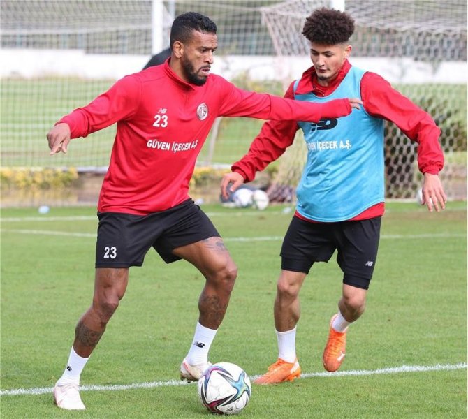 Ft Antalyaspor İle Kasımpaşa 21. Randevuda