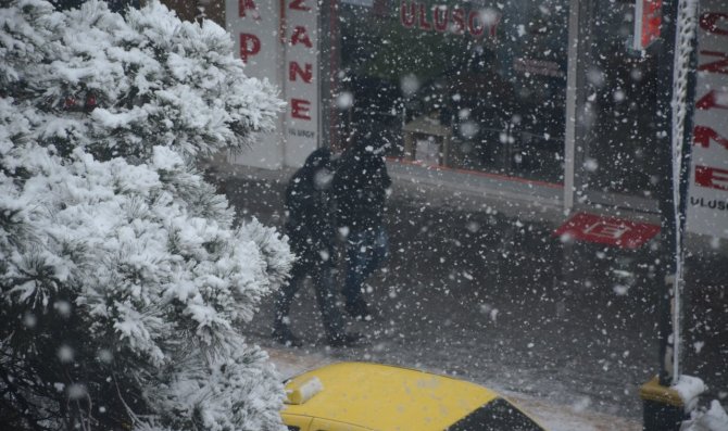 Tatvan’da Yoğun Kar Yağışı
