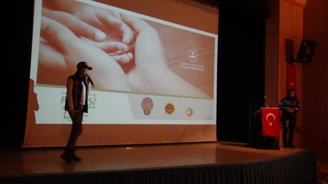 Tatvan’da Madde Bağımlılığının Zararların Anlatıldı