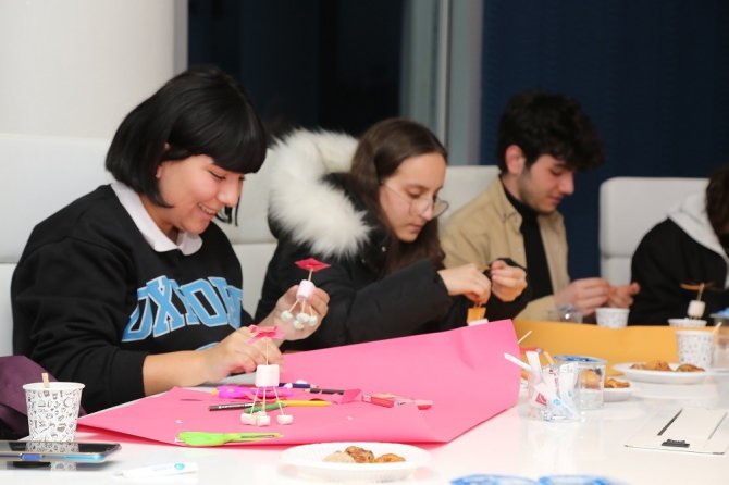 Kadın Girişimciden Gençlere Havacılık Semineri