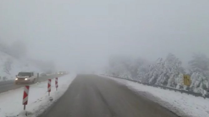 Yoğun Sis Denizli’yi Etkisi Altına Aldı