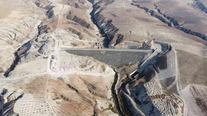 Dsi̇, Şanlıurfa-birecik Mezra Göleti Çalışmalarında Hız Kesmiyor