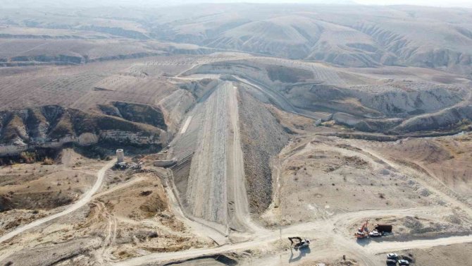 Dsi̇, Şanlıurfa-birecik Mezra Göleti Çalışmalarında Hız Kesmiyor